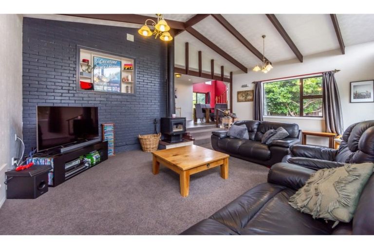 Photo of property in 53 Wingate Street, Redwood, Christchurch, 8051