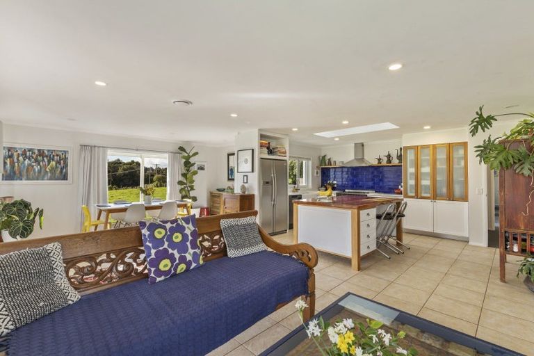 Photo of property in 369 Tariki Road, Ratapiko, 4390