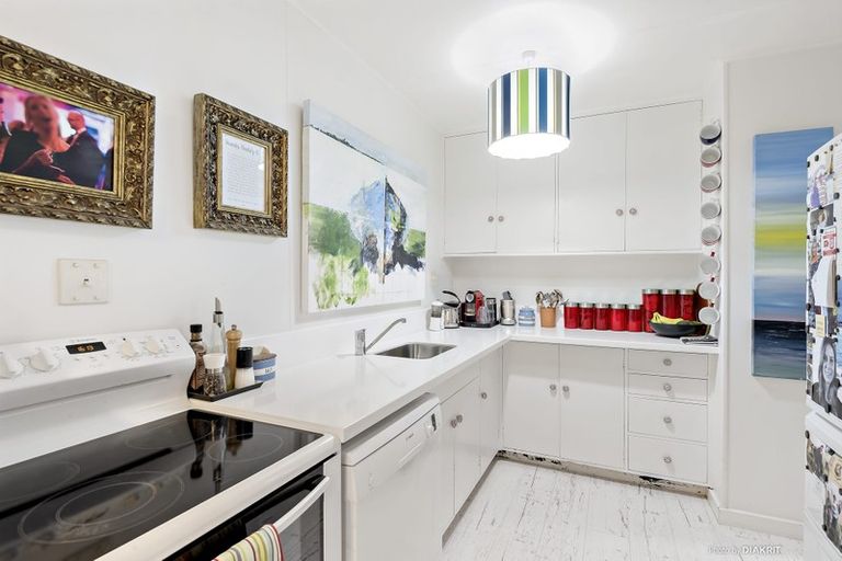 Photo of property in 44 Majoribanks Street, Mount Victoria, Wellington, 6011