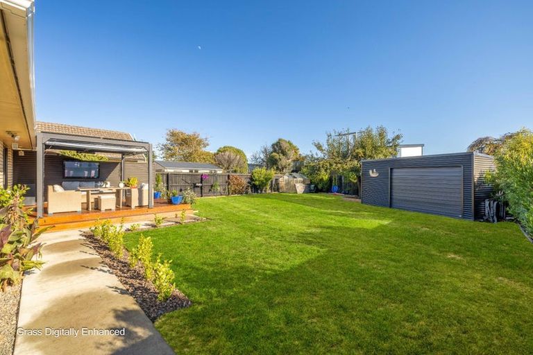 Photo of property in 102 Bridge Street, New Brighton, Christchurch, 8061