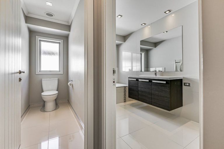 Photo of property in 3 Amokura Crescent, Flagstaff, Hamilton, 3210