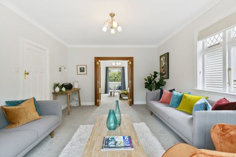 Photo of property in 4 Don Street, Island Bay, Wellington, 6023