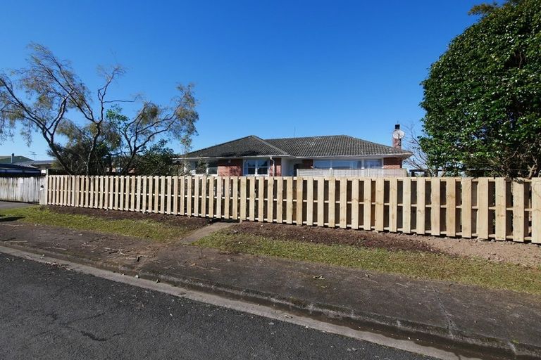 Photo of property in 86 Marne Road, Papakura, 2110