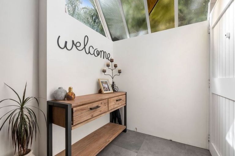 Photo of property in 1/2a Stredwick Drive, Torbay, Auckland, 0630