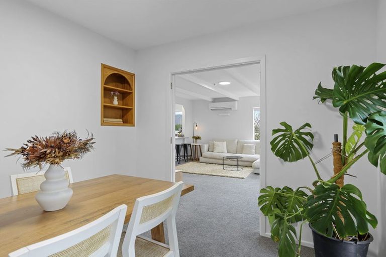 Photo of property in 212 Dyers Pass Road, Cashmere, Christchurch, 8022