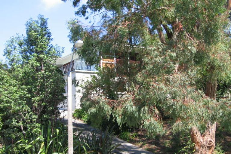 Photo of property in 19 Dunraven Place, Torbay, Auckland, 0630