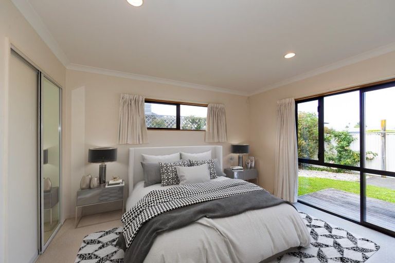 Photo of property in 2b Forward Street, Greenmeadows, Napier, 4112