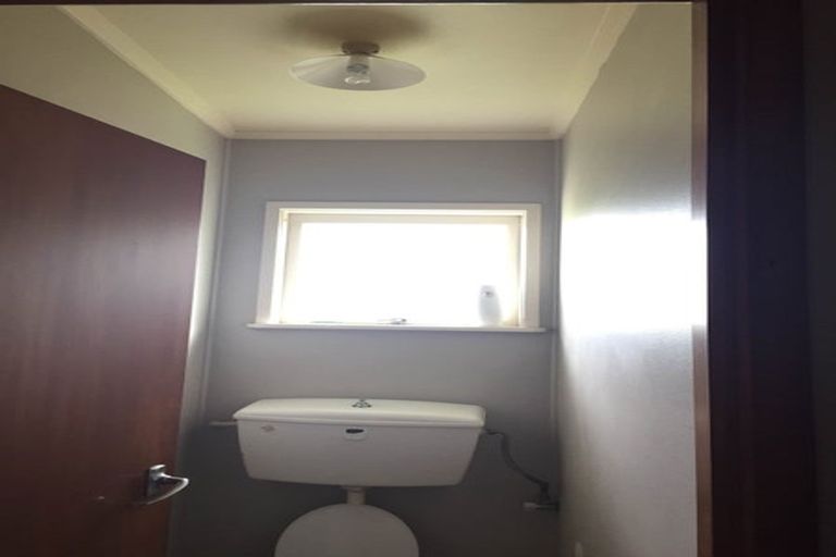 Photo of property in 3/9 Oxford Road, Manurewa, Auckland, 2102