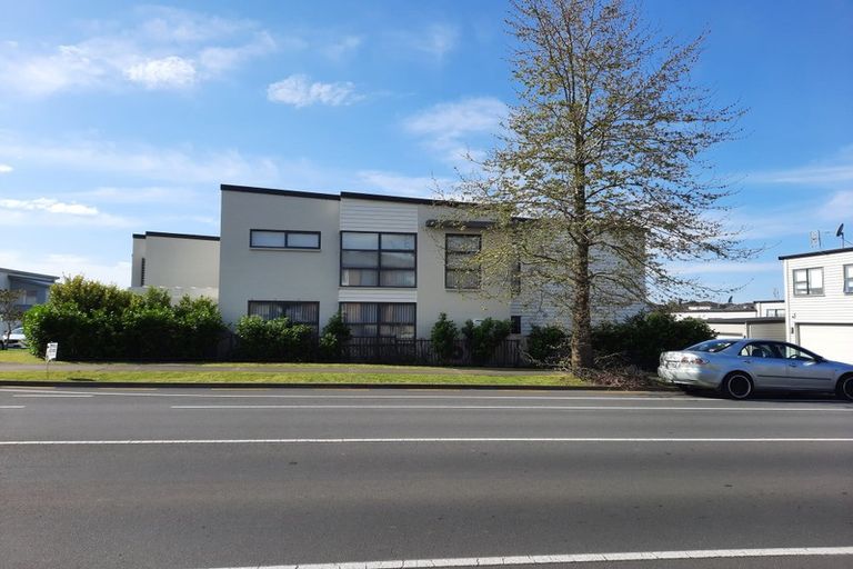 Photo of property in 1 Louis Braille Lane, Flat Bush, Auckland, 2019