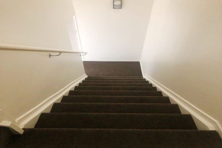 Photo of property in 22 Reins Road, Takanini, 2112