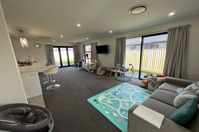 Photo of property in 14 Forge Close, Halswell, Christchurch, 8025