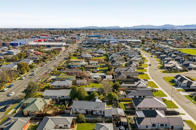 Photo of property in 110a Kippenberger Avenue, Rangiora, 7400