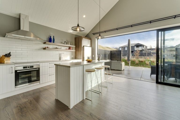 Photo of property in 7 Hatters Lane, Mount Pisa, 9383