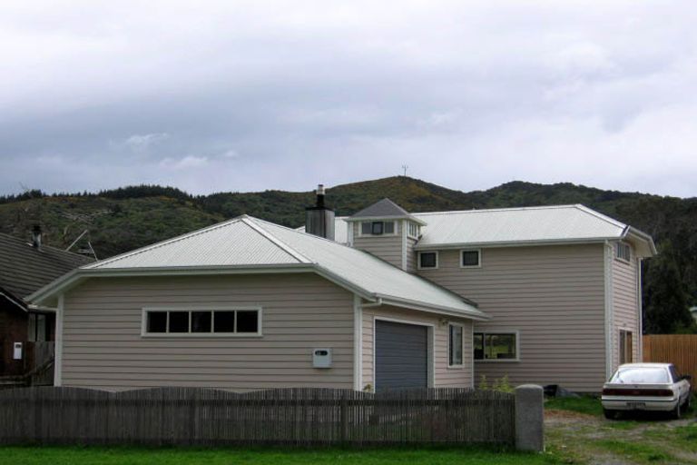 Photo of property in 59 Underhill Road, Featherston, 5710