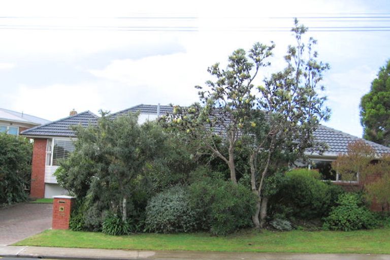 Photo of property in 130 Clovelly Road, Bucklands Beach, Auckland, 2012