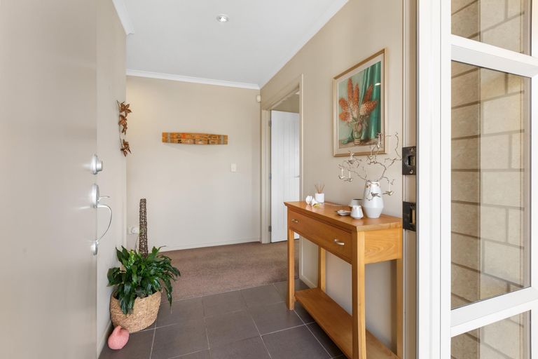 Photo of property in 76 Stirling Drive, Morrinsville, 3300