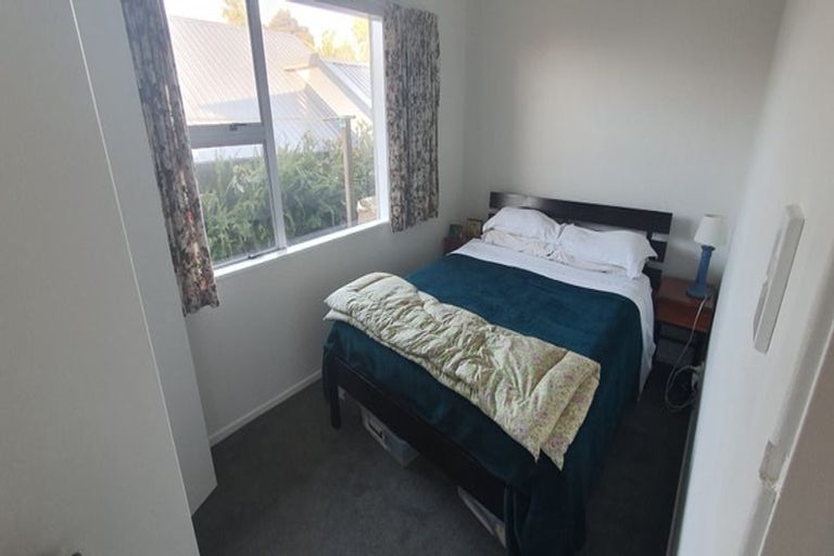 Photo of property in 364b Devon Street East, Strandon, New Plymouth, 4312