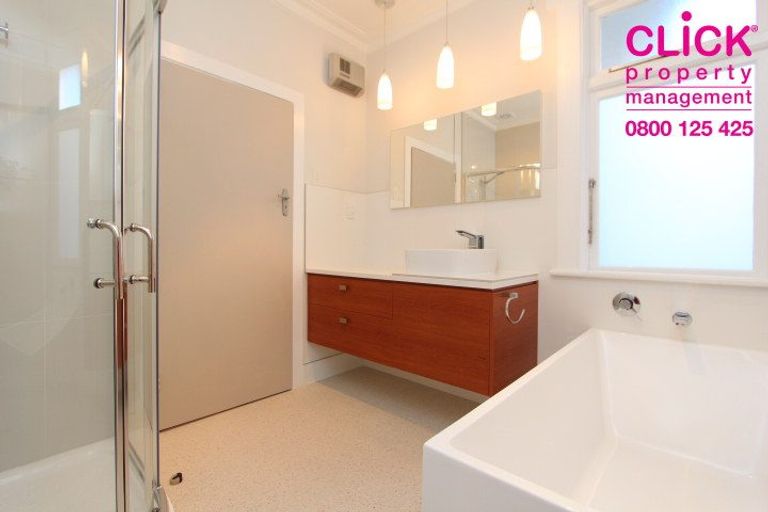 Photo of property in 5 Calder Street, Saint Kilda, Dunedin, 9012