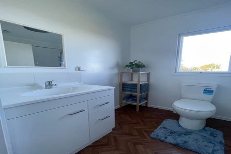 Photo of property in 1024 Takatu Road, Tawharanui Peninsula, Matakana, 0986