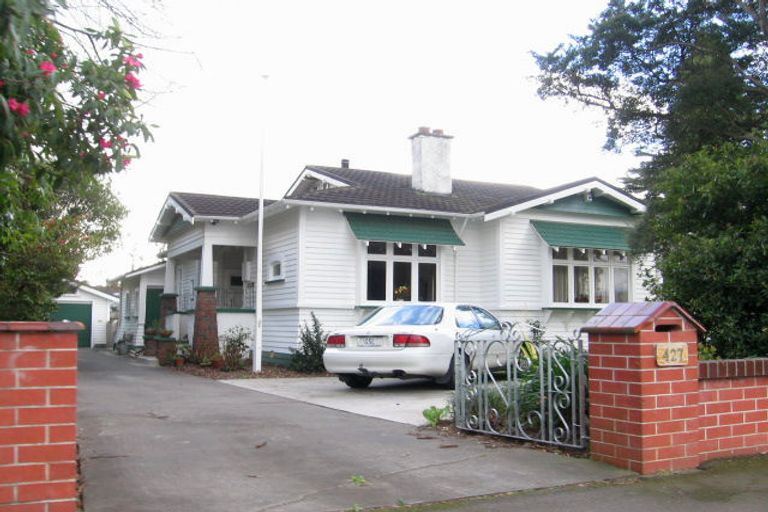 Photo of property in 427 Featherston Street, Palmerston North, 4414
