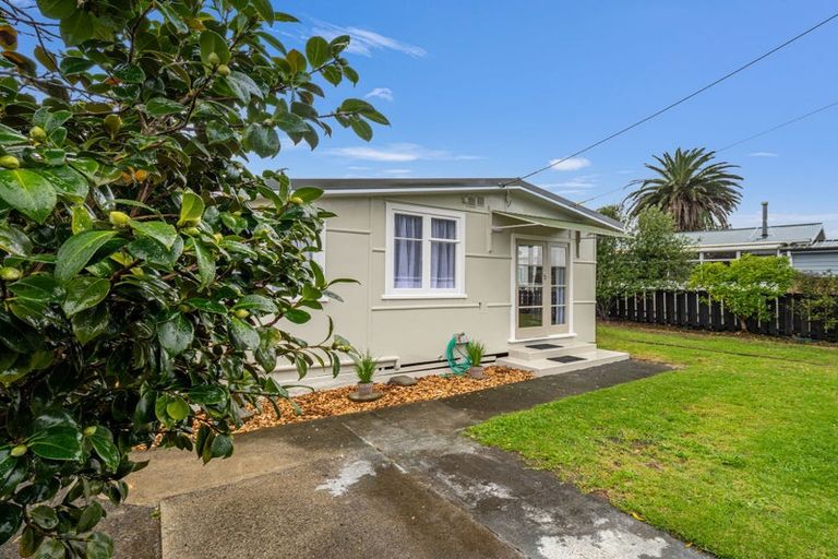 Photo of property in 45 Bamber Street, Castlecliff, Wanganui, 4501