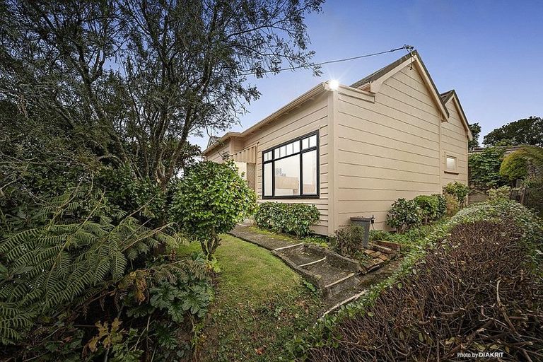 Photo of property in 53 Hanover Street, Wadestown, Wellington, 6012