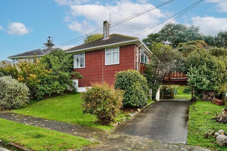 Photo of property in 23 Maher Place, Ranui, Porirua, 5024