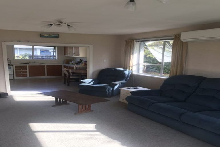 Photo of property in 104 Holly Road, St Albans, Christchurch, 8014