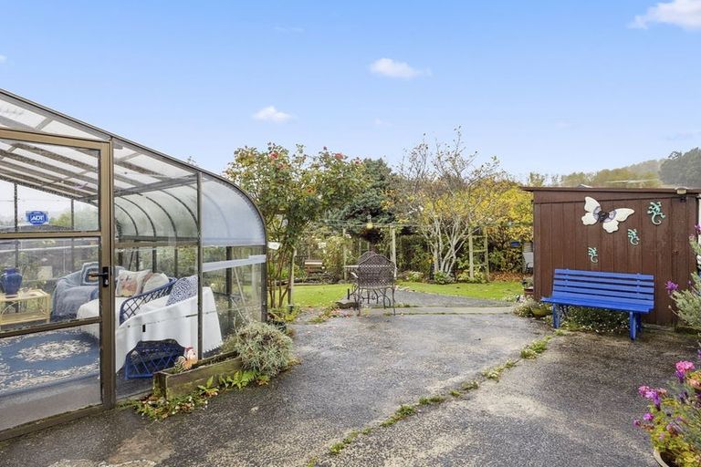 Photo of property in 18 Elwyn Crescent, Green Island, Dunedin, 9018