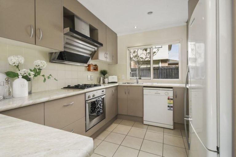 Photo of property in 25k Wellesley Road, Mangere Bridge, Auckland, 2022