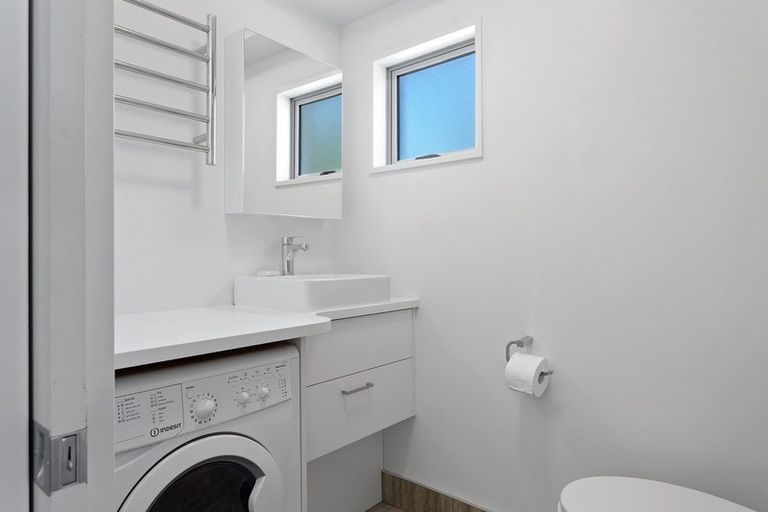 Photo of property in Amuri Park Apartments, 19/280 Bealey Avenue, Christchurch Central, Christchurch, 8013