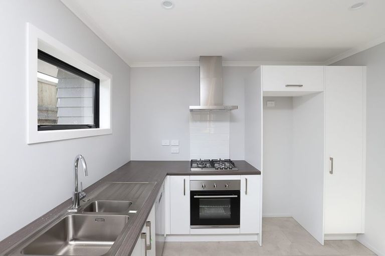 Photo of property in 2/19 Onukutara Place, Huntington, Hamilton, 3281