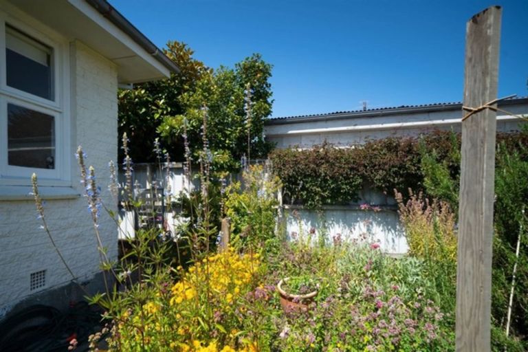 Photo of property in 147 Grimseys Road, Redwood, Christchurch, 8051