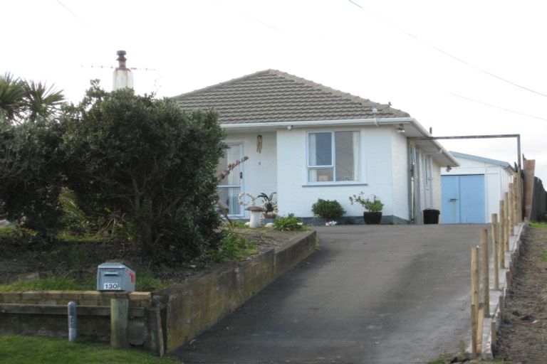 Photo of property in 130 Karaka Street, Castlecliff, Whanganui, 4501
