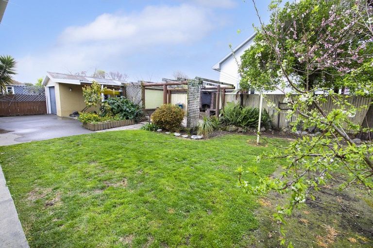 Photo of property in 3 Barton Avenue, Marewa, Napier, 4110