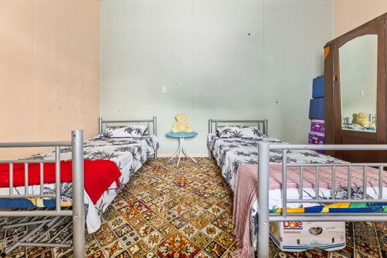 Photo of property in 8 Takamatua Valley Road, Takamatua, Akaroa, 7581