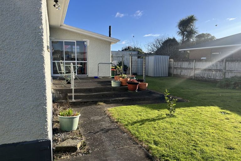 Photo of property in 75 Dixon Avenue, Hawera, 4610