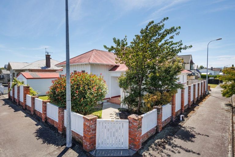 Photo of property in 3 Carow Street, Palmerston North, 4410