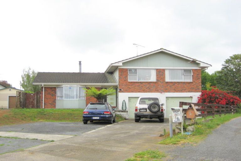Photo of property in 33 Churchill Street, Pukekohe, 2120