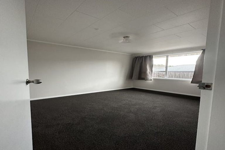 Photo of property in 4/54 Martin Street, Wallaceville, Upper Hutt, 5018