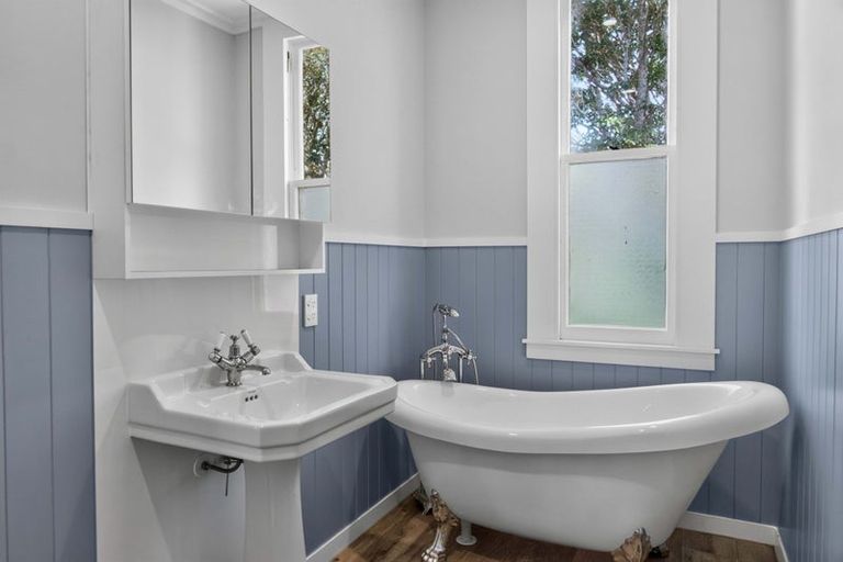 Photo of property in 95 Ohinepanea Road, Pukehina, Te Puke, 3186