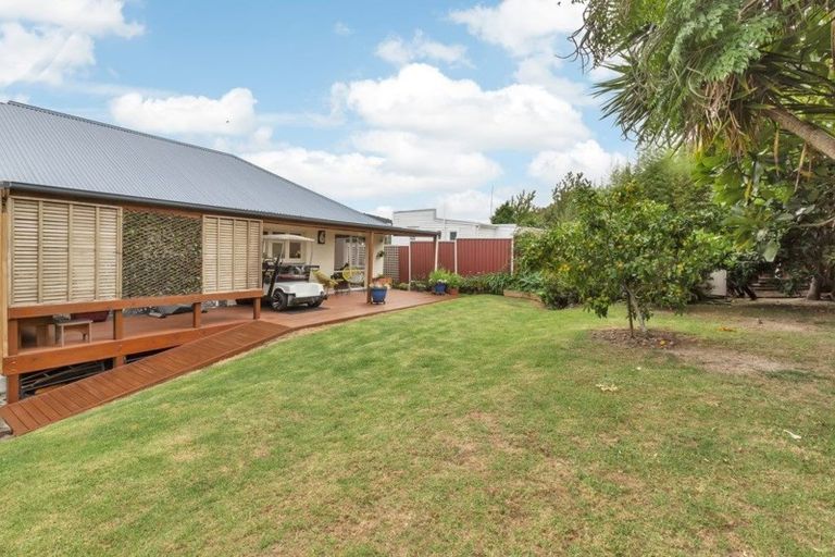 Photo of property in 15 Tarewa Road, Morningside, Whangarei, 0110