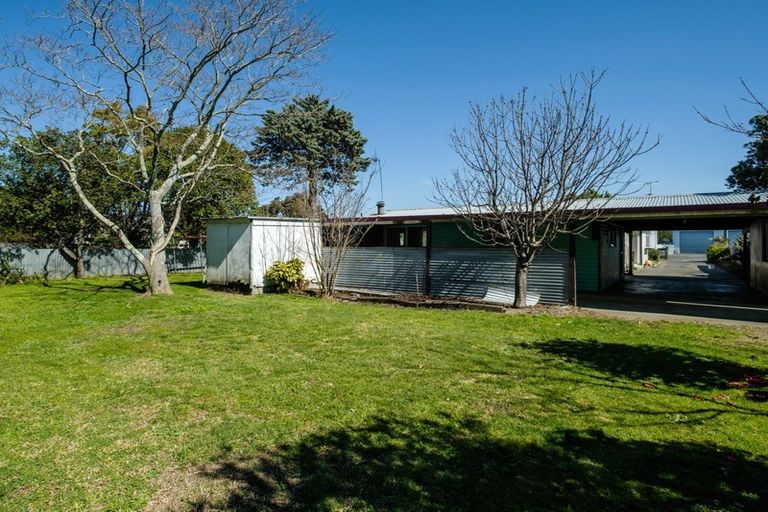 Photo of property in 42 Lytton Road, Riverdale, Gisborne, 4010