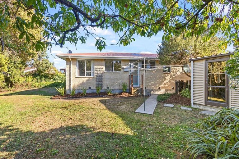 Photo of property in 2/18 Wanstead Place, Woolston, Christchurch, 8062