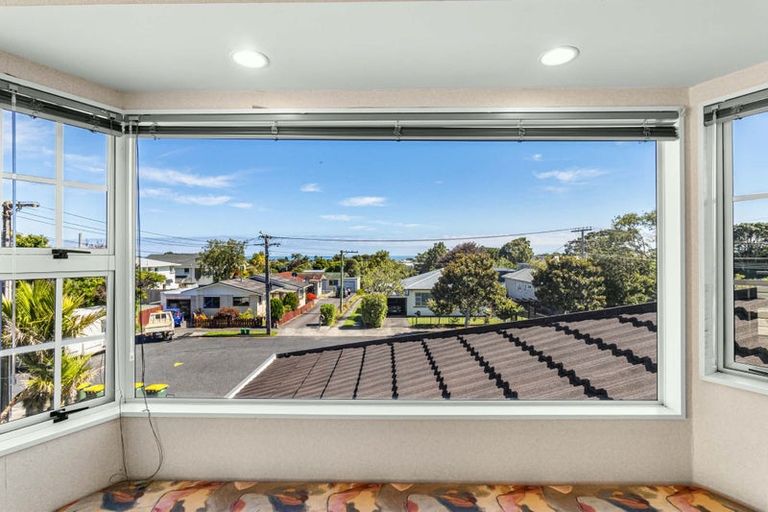Photo of property in 13 Burns Street, Westown, New Plymouth, 4310