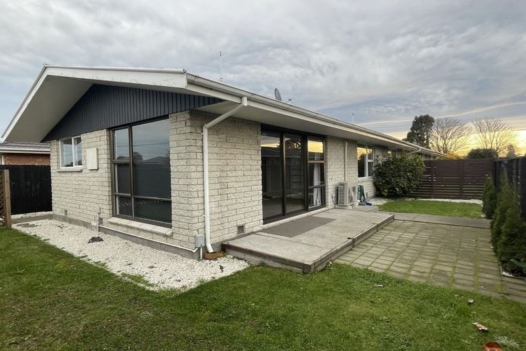 Photo of property in 1/78 Middlepark Road, Sockburn, Christchurch, 8042