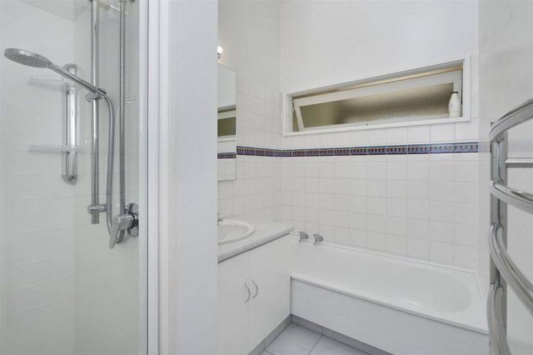 Photo of property in 19 Rhodes Street, Merivale, Christchurch, 8014