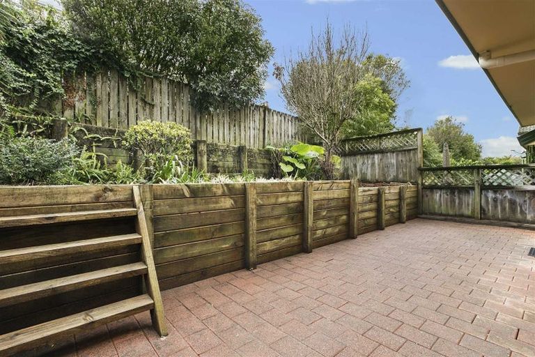 Photo of property in 6/2 Arawa Street, New Lynn, Auckland, 0600