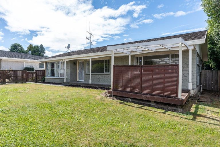 Photo of property in 37 Alison Street, Hamilton Lake, Hamilton, 3204