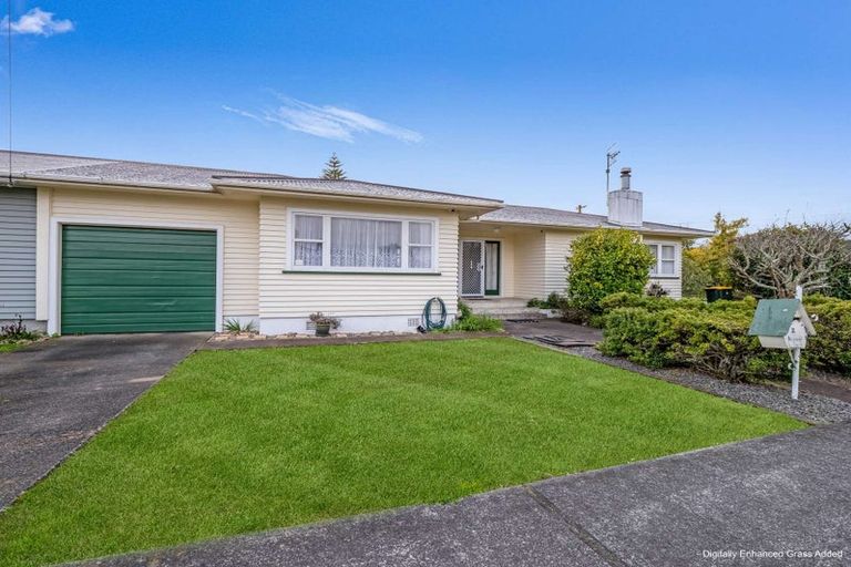 Photo of property in 2 Margaret Street, Levin, 5510